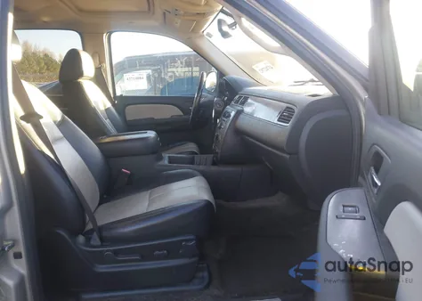 2008 Chevrolet Tahoe Lt из США, поврежденный, VIN 1GNFK13028R210359